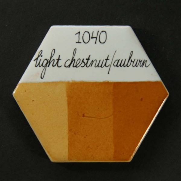 Light chestnut/auburn 